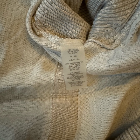 Oatmeal colored cardigan - Picture 3 of 5